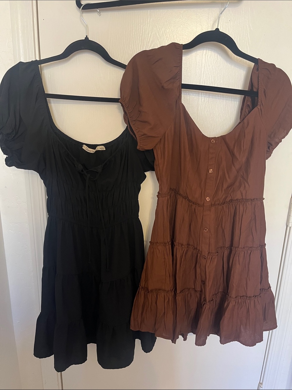 Set of 2 dresses with short sleeves